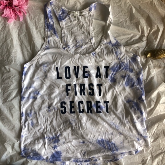 Victoria’s Secret High-neck Tank 💫 - Picture 2 of 3